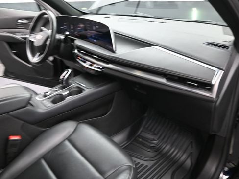 Used 2024 Cadillac XT4 Premium Luxury FWD image 26