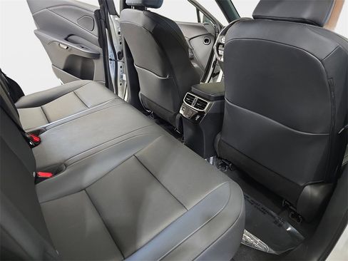 Used 2025 Lexus RX 350h image 11