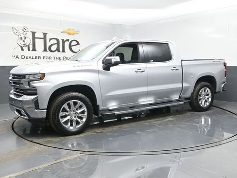 Used 2020 Chevrolet Silverado 1500 LTZ w/ LTZ Plus Package image 30