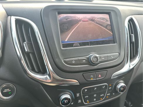 Certified 2024 Chevrolet Equinox LT w/ LPO, Floor Liner Package image 10