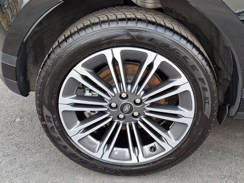 Used 2026 Land Rover Range Rover Evoque S AWD/4WD image 11