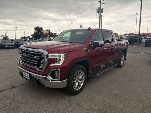Used 2021 GMC Sierra 1500 SLT w/ SLT Premium Package AWD/4WD image 2
