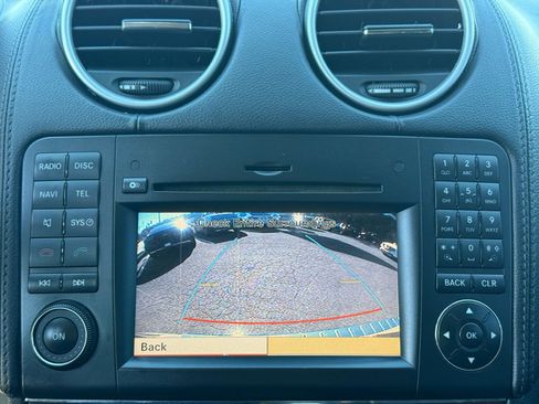 Used 2012 Mercedes-Benz GL 450 4MATIC image 22