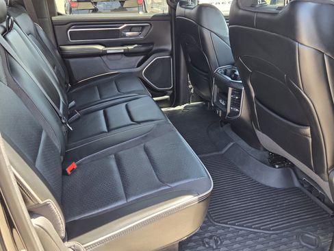 Used 2023 RAM 1500 Laramie AWD/4WD image 10