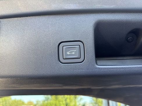 New 2026 Chevrolet Equinox EV LT w/ Convenience Package II FWD image 42