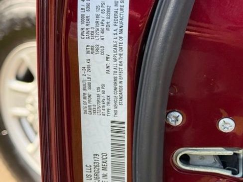 Used 2024 RAM 2500 Tradesman AWD/4WD image 32
