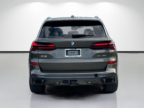 New 2026 BMW X5 xDrive40i w/ M Sport Package AWD/4WD image 4