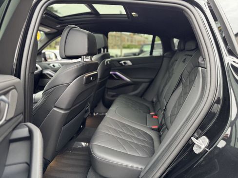 Used 2025 BMW X6 xDrive40i AWD/4WD image 30