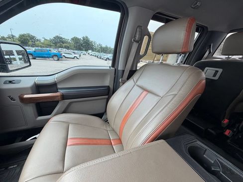 Used 2018 Ford F150 XLT w/ Equipment Group 302A Luxury AWD/4WD image 19