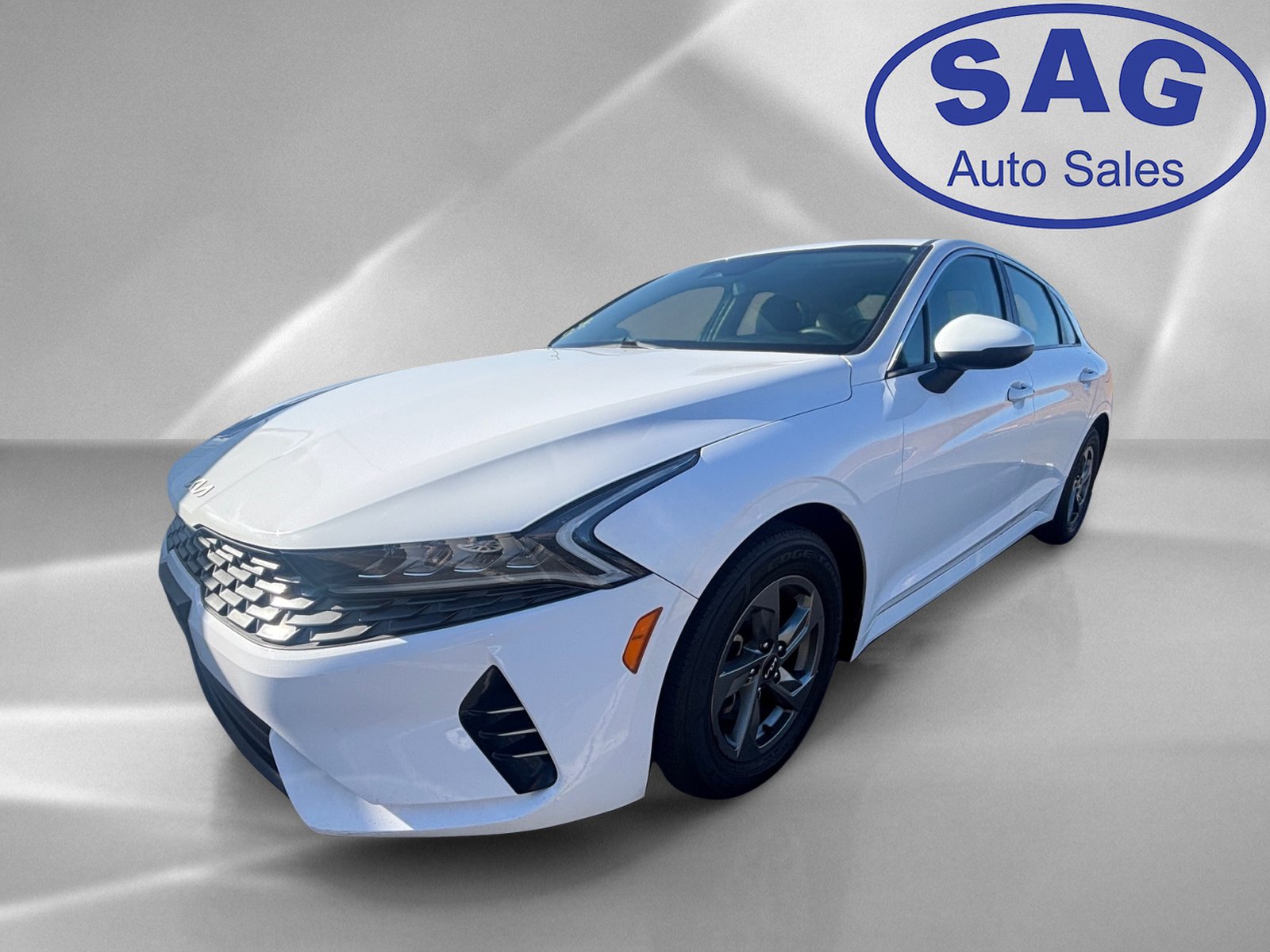 Used 2022 Kia K5 LXS FWD image 5