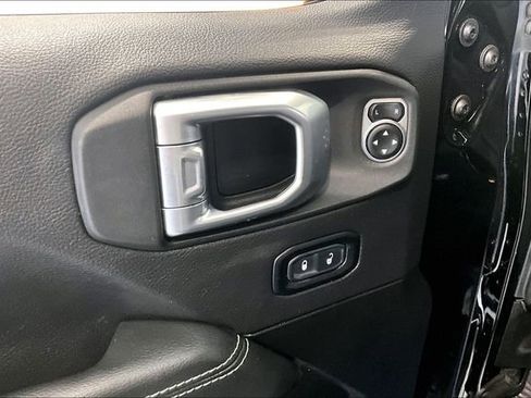 Used 2023 Jeep Wrangler Unlimited Sahara w/ Cold Weather Group AWD/4WD image 38