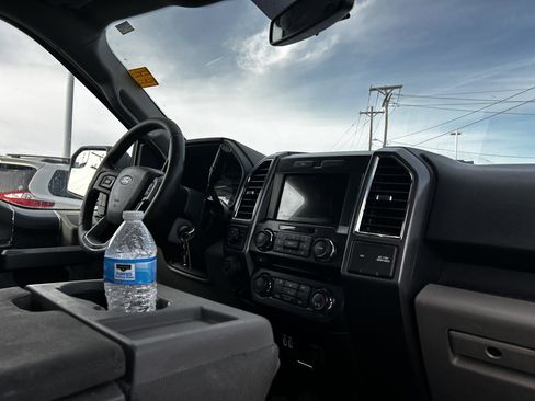 Used 2016 Ford F150 XLT w/ Equipment Group 302A Luxury image 14