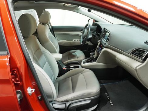 Used 2018 Hyundai Elantra Value Edition w/ Cargo Package FWD image 12