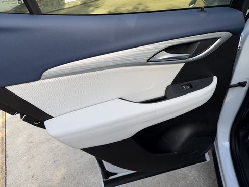 New 2026 Buick Envision Avenir image 25