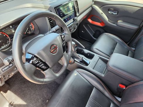 Certified 2023 Nissan Frontier PRO-4X w/ Pro-4X Premium Package AWD/4WD image 9