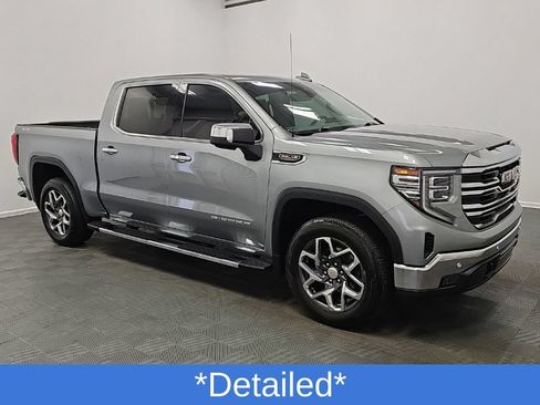 Used 2023 GMC Sierra 1500 SLT w/ SLT Premium Plus Package AWD/4WD image 2
