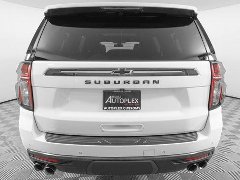 Used 2022 Chevrolet Suburban Z71 w/ Z71 Off-Road Package AWD/4WD image 5
