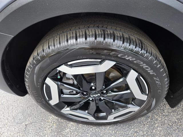 Used 2025 Kia Telluride EX w/ EX Captain's Chair Package FWD image 26