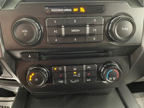 Used 2017 Ford F150 XLT w/ Equipment Group 302A Luxury image 31