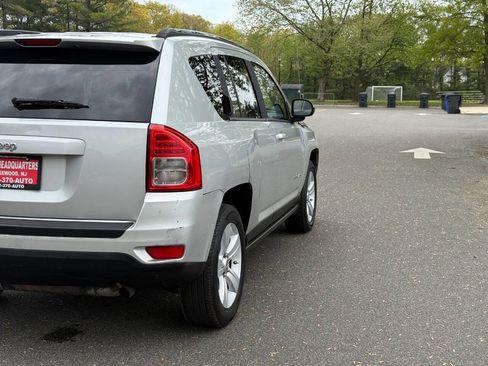 Used 2011 Jeep Compass 2WD image 6