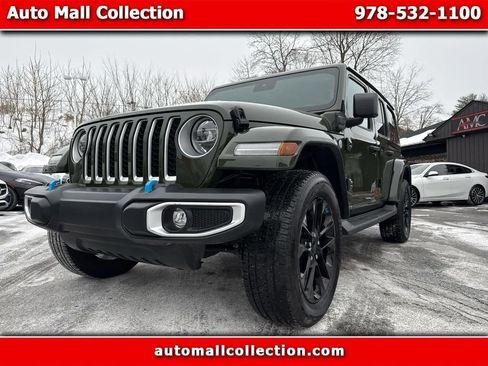Used 2022 Jeep Wrangler Unlimited Sahara w/ Safety Group image 18