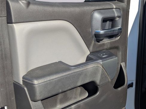 Used 2015 Chevrolet Silverado 1500 LT w/ LT Convenience Package image 11