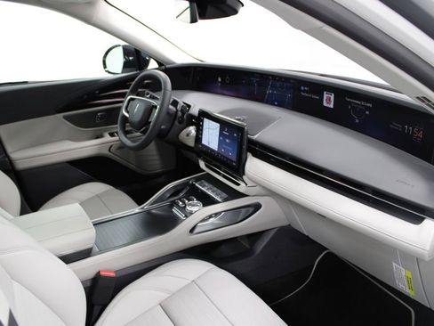 New 2026 Lincoln Nautilus Reserve image 28