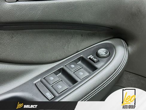 Used 2020 Buick Envision Essence image 18