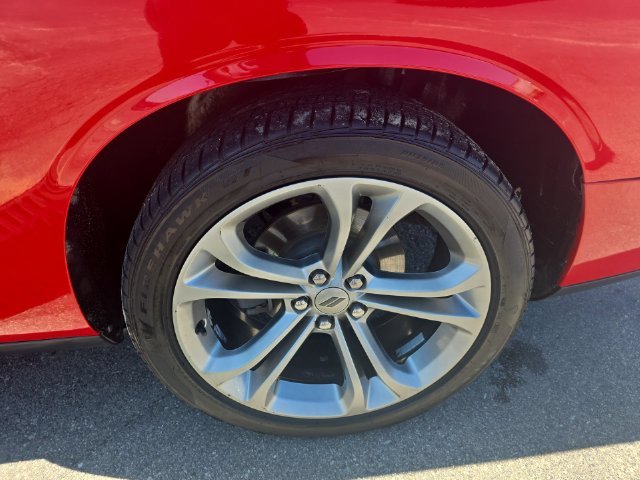 Used 2020 Dodge Challenger R/T RWD image 33