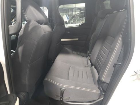 Used 2024 Toyota Tacoma TRD Off-Road image 11