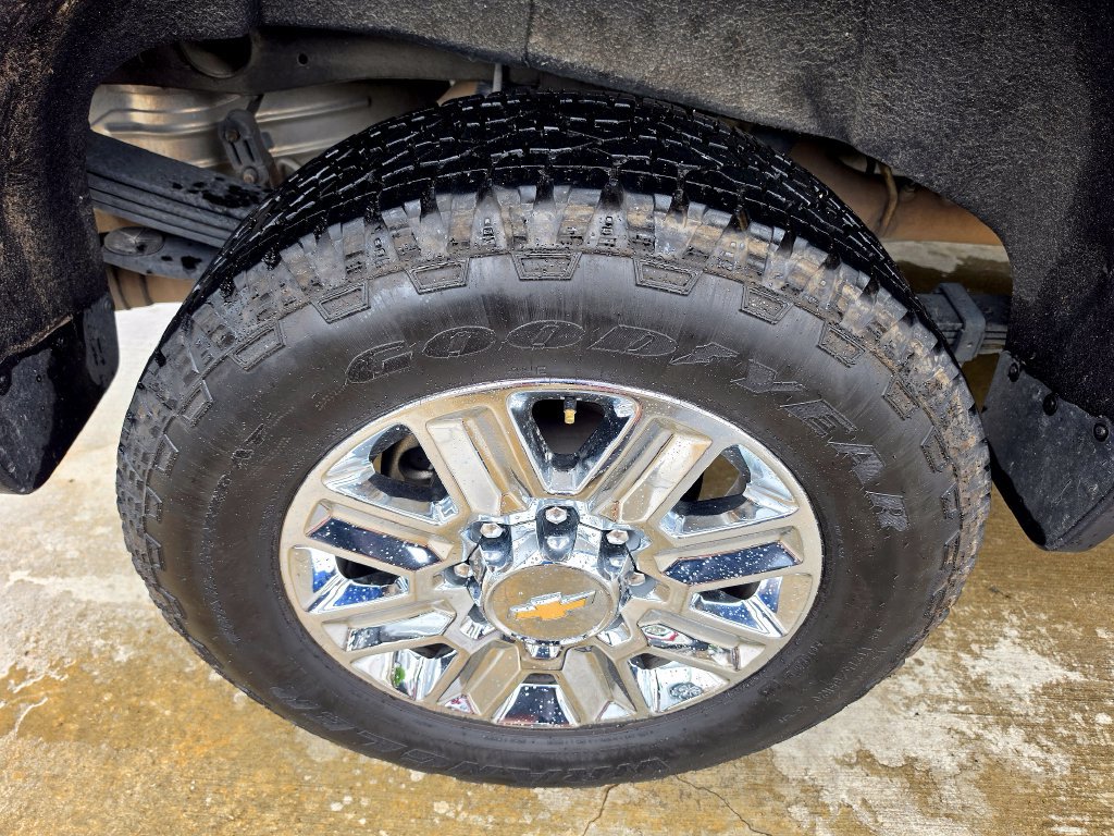 Used 2024 Chevrolet Silverado 2500 High Country w/ High Country Premium Package AWD/4WD image 20