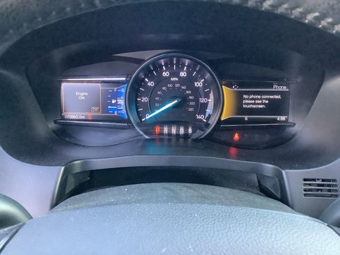 Used 2017 Ford Explorer XLT w/ Equipment Group 202A image 18