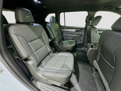 New 2026 Buick Enclave Sport Touring w/ Power Package image 29