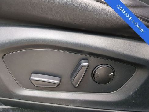 Used 2024 Ford Explorer XLT w/ Equipment Group 202A image 22