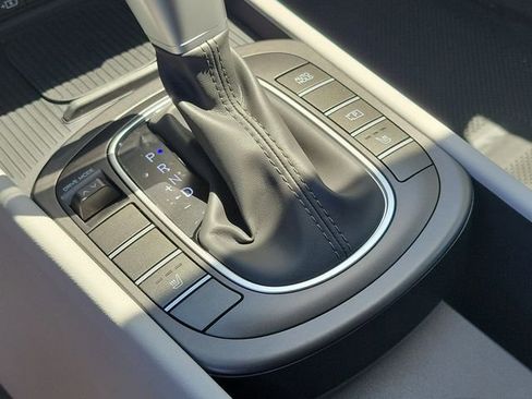 New 2026 Hyundai Kona SEL Sport FWD image 17