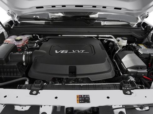 Used 2018 Chevrolet Colorado W/T image 16