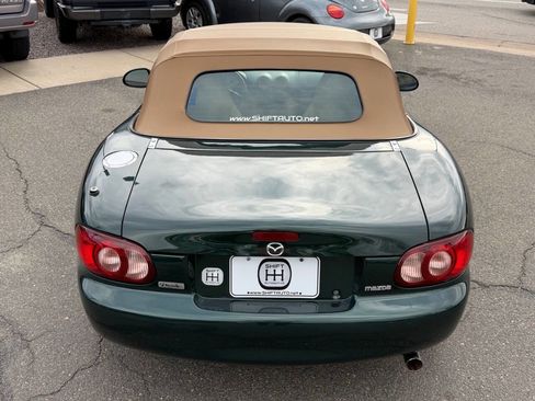 Used 2001 MAZDA MX-5 Miata LS image 32
