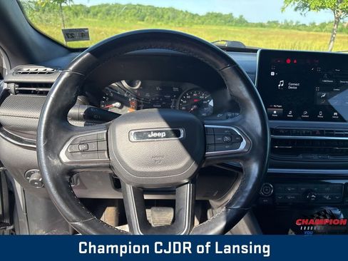 Used 2022 Jeep Compass Latitude w/ Convenience Group AWD/4WD image 17