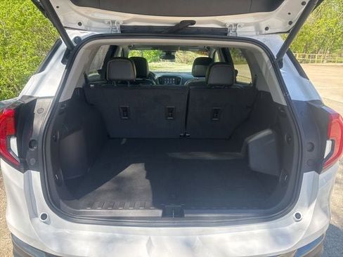 Used 2023 GMC Terrain AT4 AWD/4WD image 24