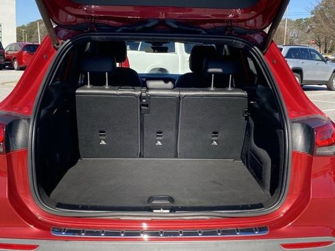 Used 2021 Mercedes-Benz GLA 250 w/ Premium Package image 29