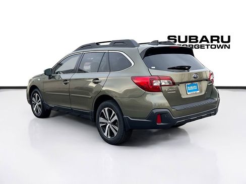 Used 2018 Subaru Outback 2.5i Limited image 5