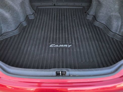 Used 2013 Toyota Camry SE FWD image 23