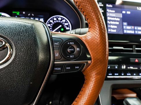 Used 2019 Toyota Avalon Limited w/ Advanced Safety Package FWD image 34