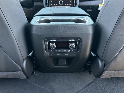 New 2026 GMC Yukon XL AT4 w/ AT4 Premium Plus Package AWD/4WD image 22