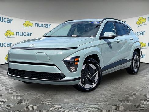 Used 2024 Hyundai Kona SEL FWD image 3