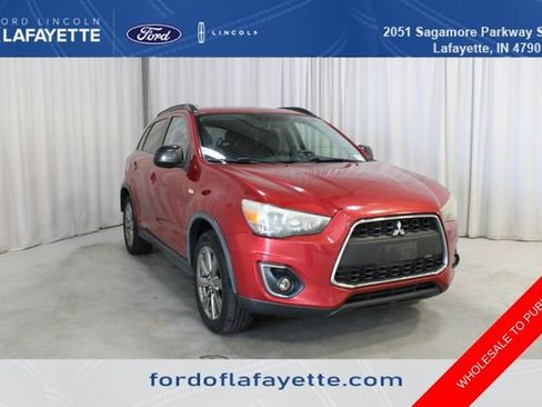 Used 2013 Mitsubishi Outlander Sport LE FWD image 1