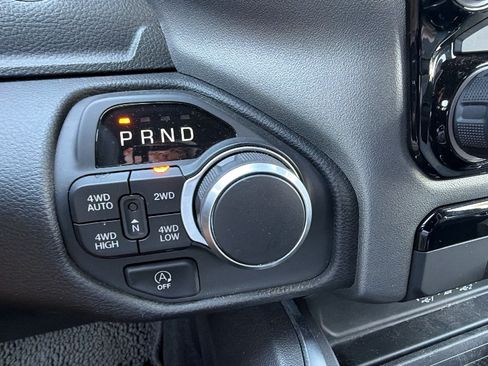 Used 2025 RAM 1500 Big Horn AWD/4WD image 32