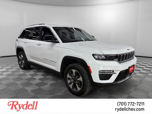 Used 2024 Jeep Grand Cherokee Limited 4xe AWD/4WD image 7