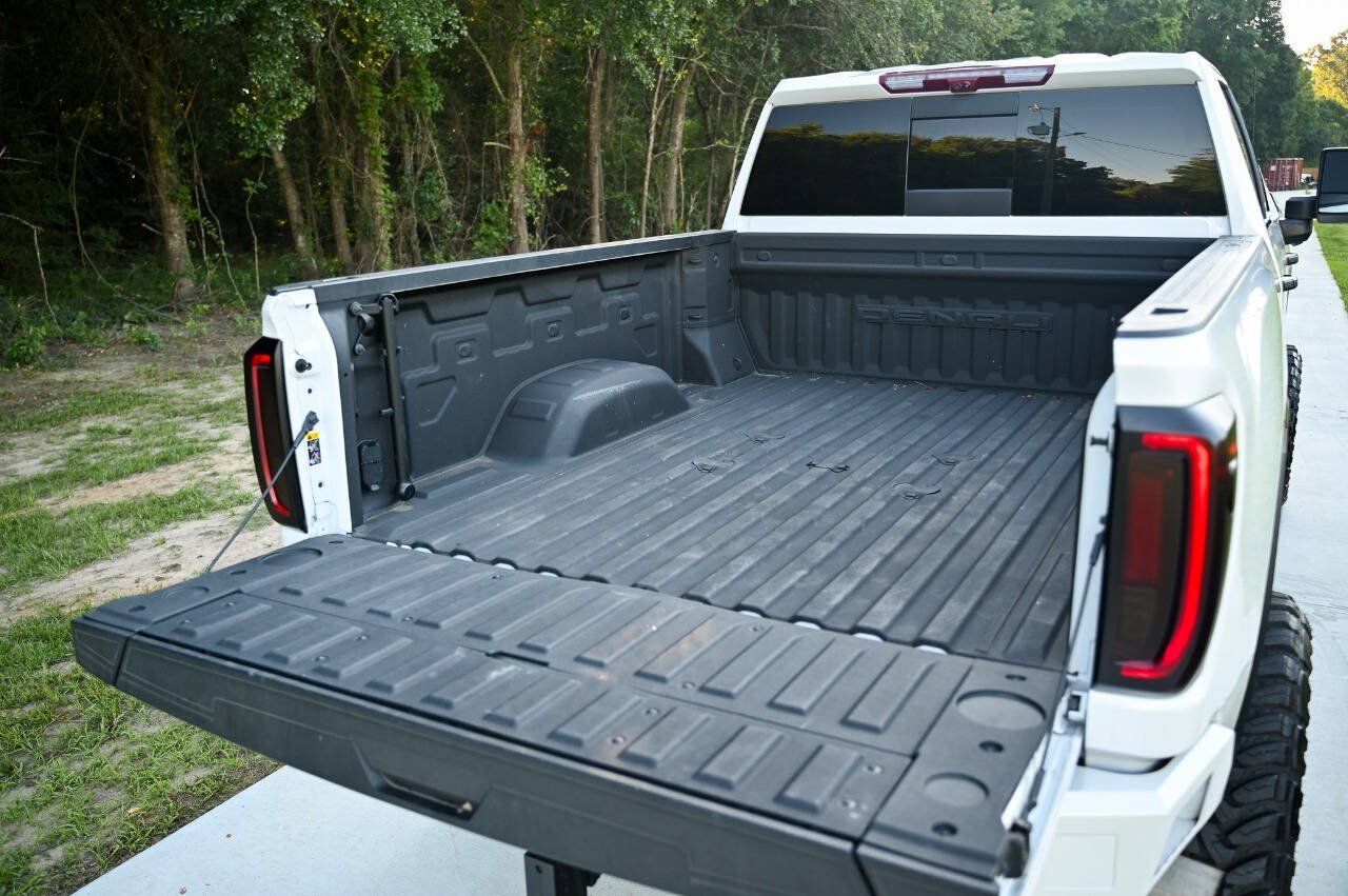 Used 2021 GMC Sierra 3500 Denali w/ Denali Ultimate Package AWD/4WD image 26