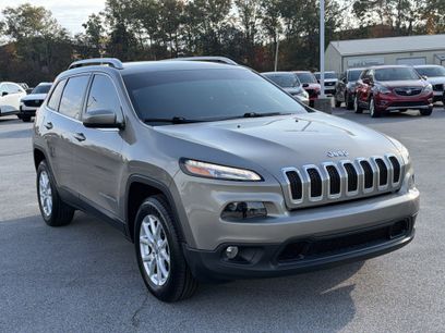 Used 2017 Jeep Cherokee Latitude w/ Cold Weather Group